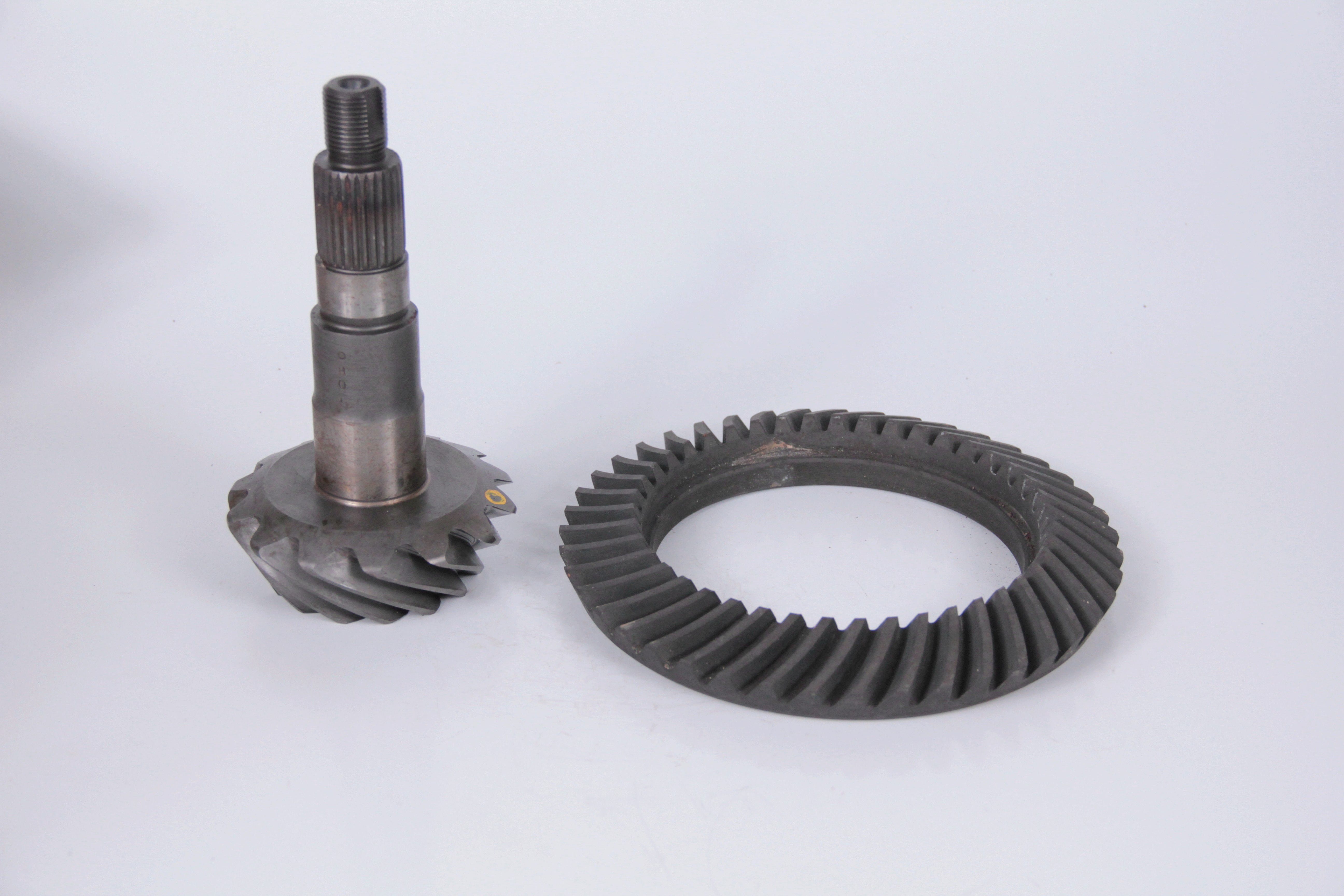 COROA PINHAO FORD F1000 1991 A 1998 EIXO 46 (14X43)