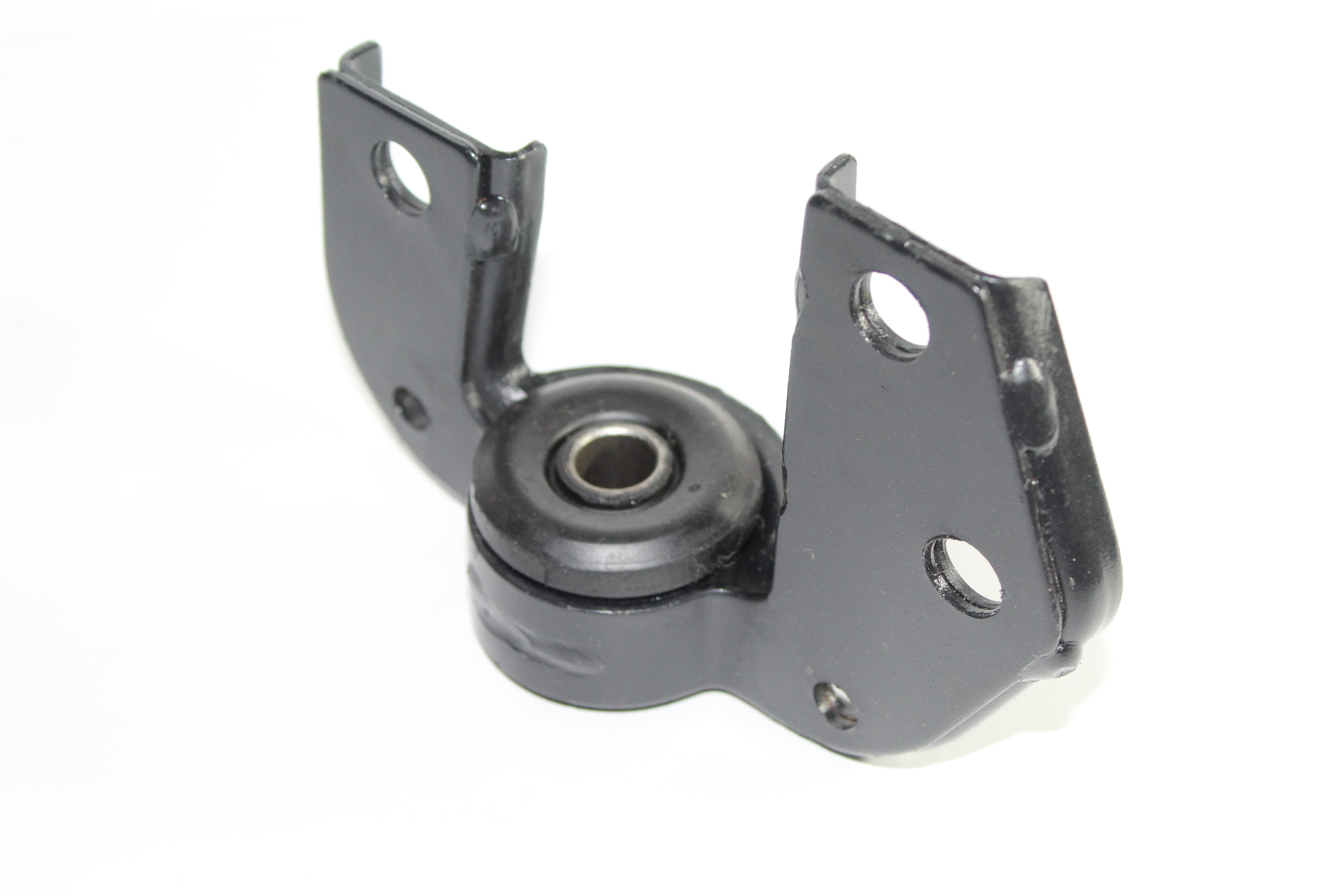 SUPORTE DIANTEIRO BARRA TENSORA ESQUERDA CORSA 1994 A 1998