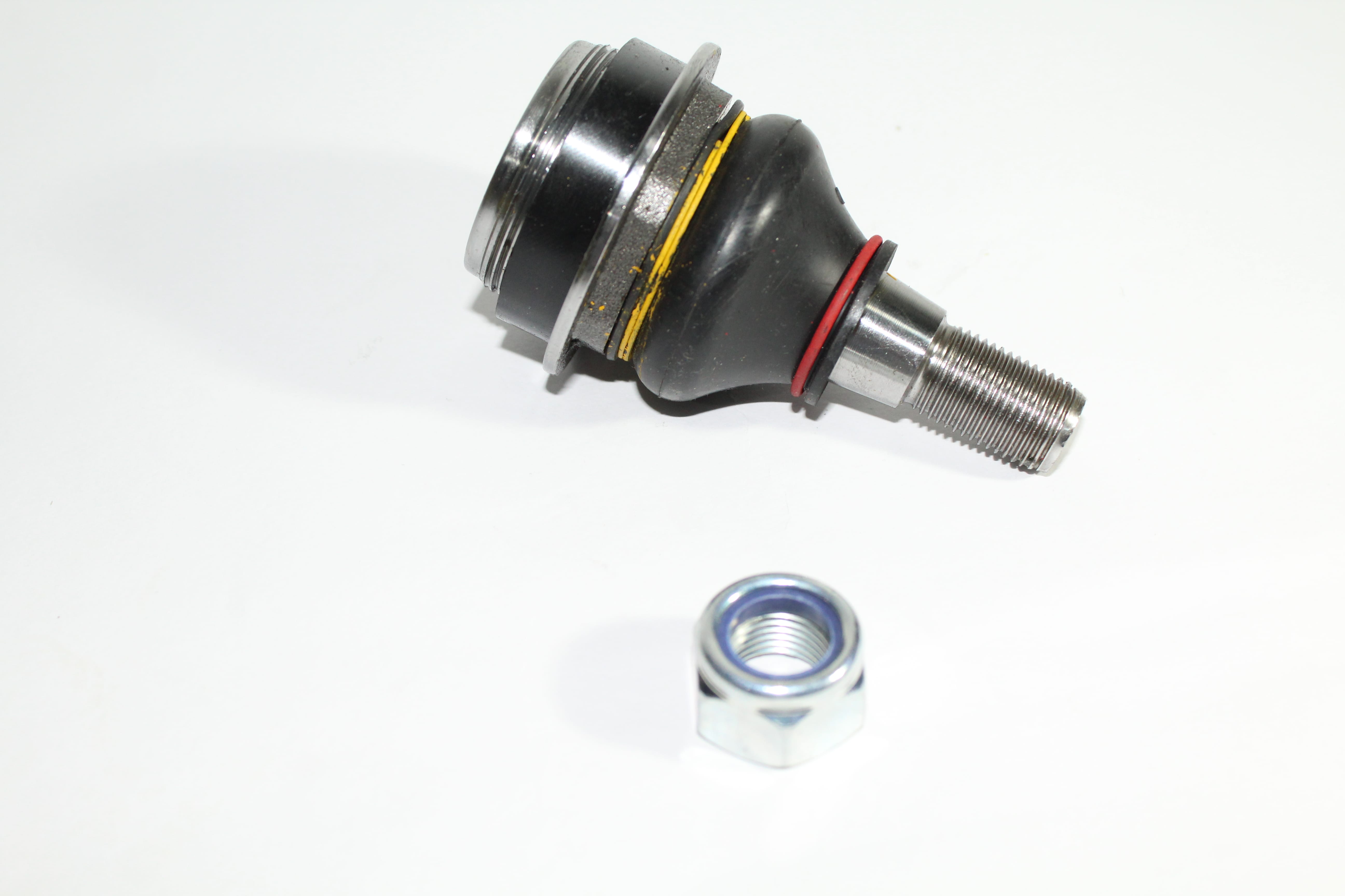 PIVO SUSPENSAO INFERIOR DIREITO HIDRAULICO RENAULT MASTER 2013/ 45X1,5 MM)