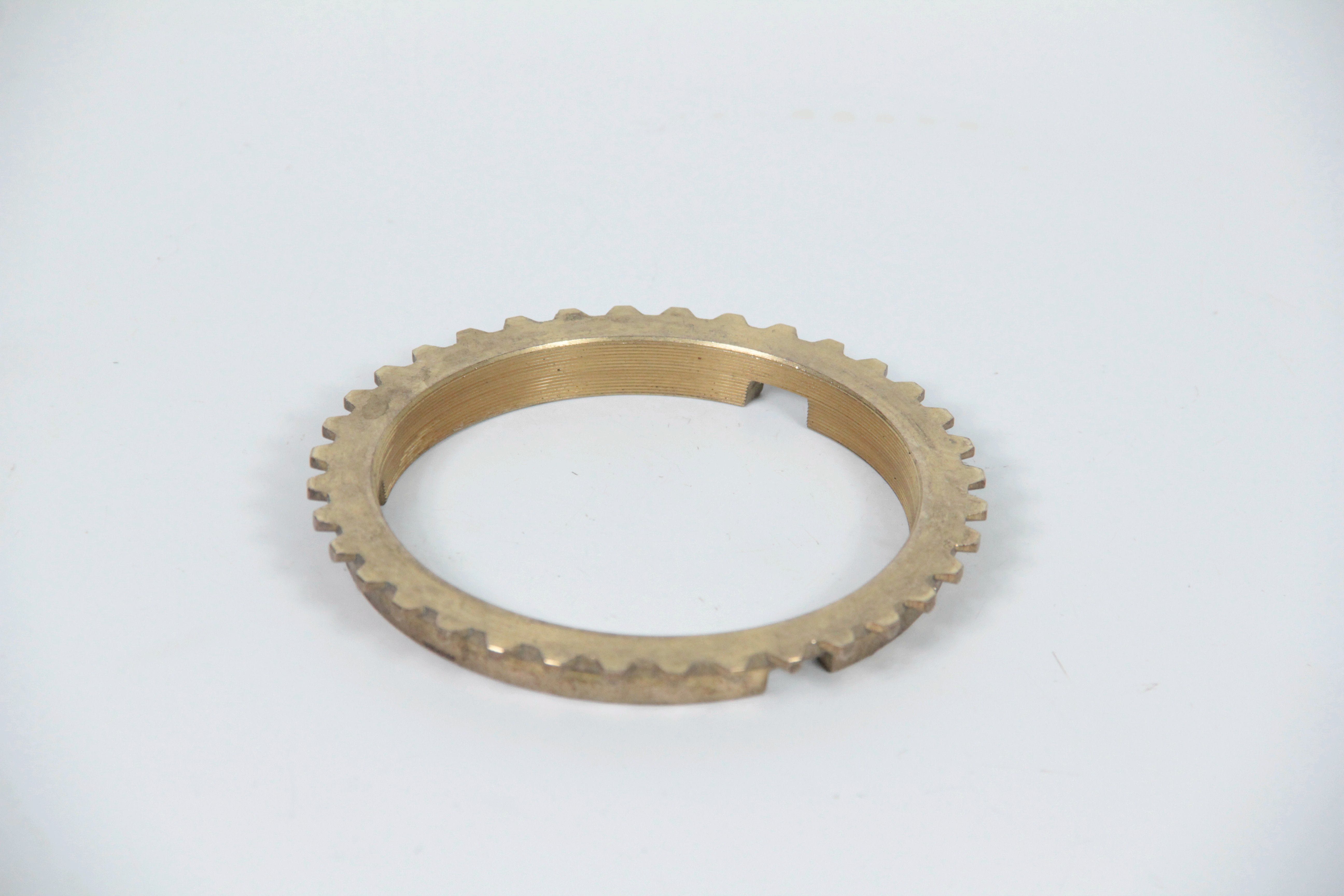 ANEL SINCRONIZADO FORD F4000 CHEVROLET D20 5 MARCHA VW 680 690 240V